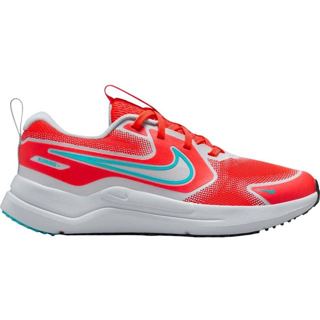 Nike Cosmic